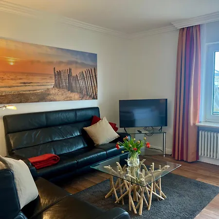 Stranddomicil Steiner Apartment *